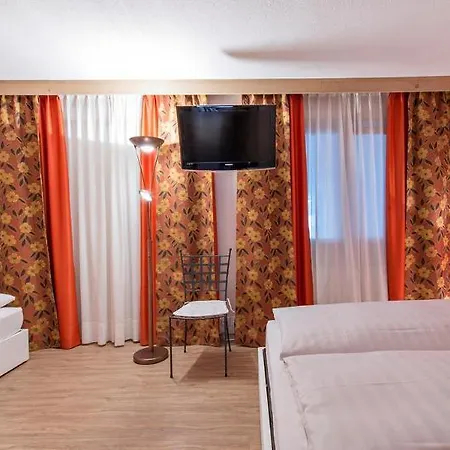 Loeffler Szálloda 3*