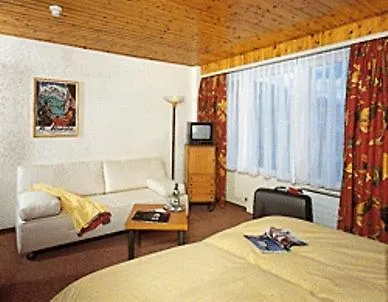 Loeffler Szálloda St. Moritz